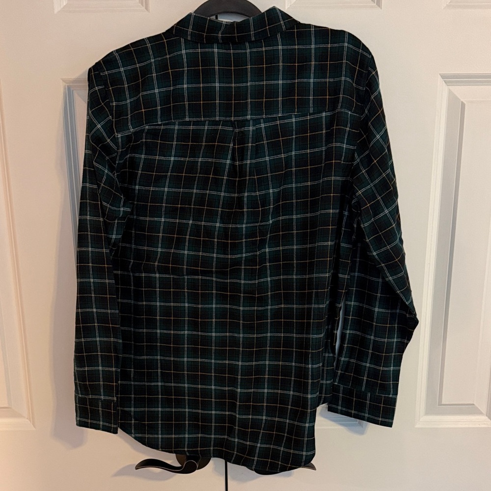 Old Navy Black & Dark Green Plaid Oversized Button-Down Shirt - Picture 4 of 6